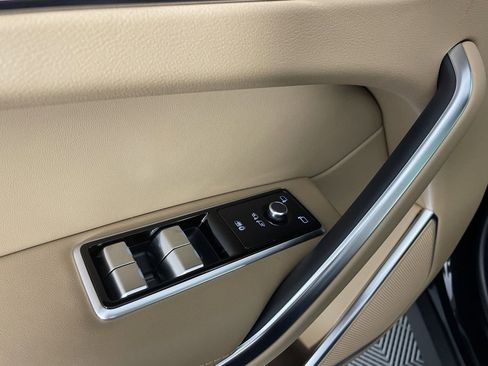 New 2023 Jaguar F-PACE S image 10