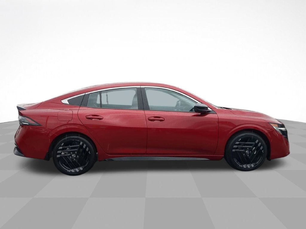 Certified 2026 Nissan Sentra SR w/ Floor Mat Package FWD image 4