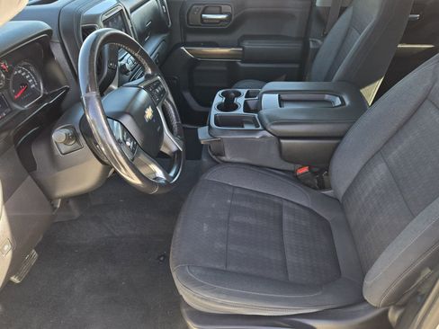 Used 2021 Chevrolet Silverado 1500 LT image 14
