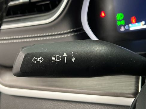 Used 2024 Jeep Grand Cherokee L Limited w/ Luxury Tech Group II image 53