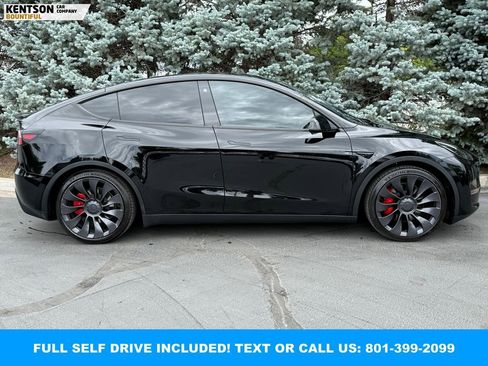 Used 2023 Tesla Model Y Performance AWD/4WD image 11