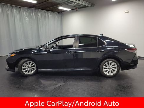 Used 2022 Toyota Camry LE w/ Carpet Mat Package (TMS) image 5