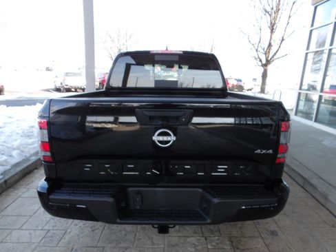 New 2026 Nissan Frontier SV w/ SV Convenience Package AWD/4WD image 4