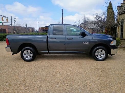 Used 2013 RAM 1500 Express image 19