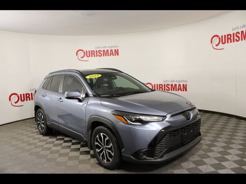 Used 2024 Toyota Corolla Cross AWD Hybrid image 11