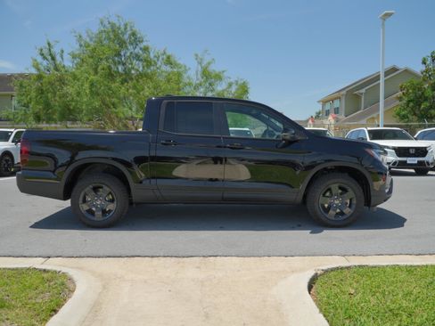 New 2026 Honda Ridgeline TrailSport image 4