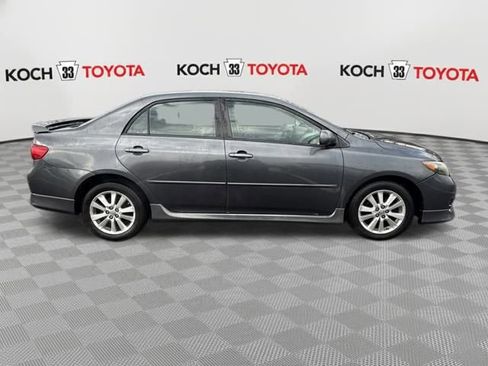 Used 2010 Toyota Corolla S image 8