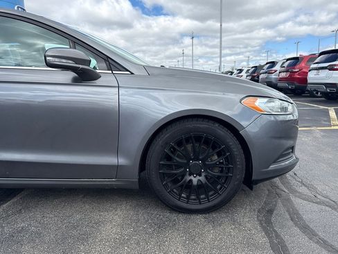 Used 2014 Ford Fusion SE FWD image 15