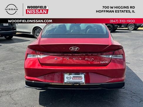 Used 2023 Hyundai Elantra Limited w/ Cargo Package FWD image 5