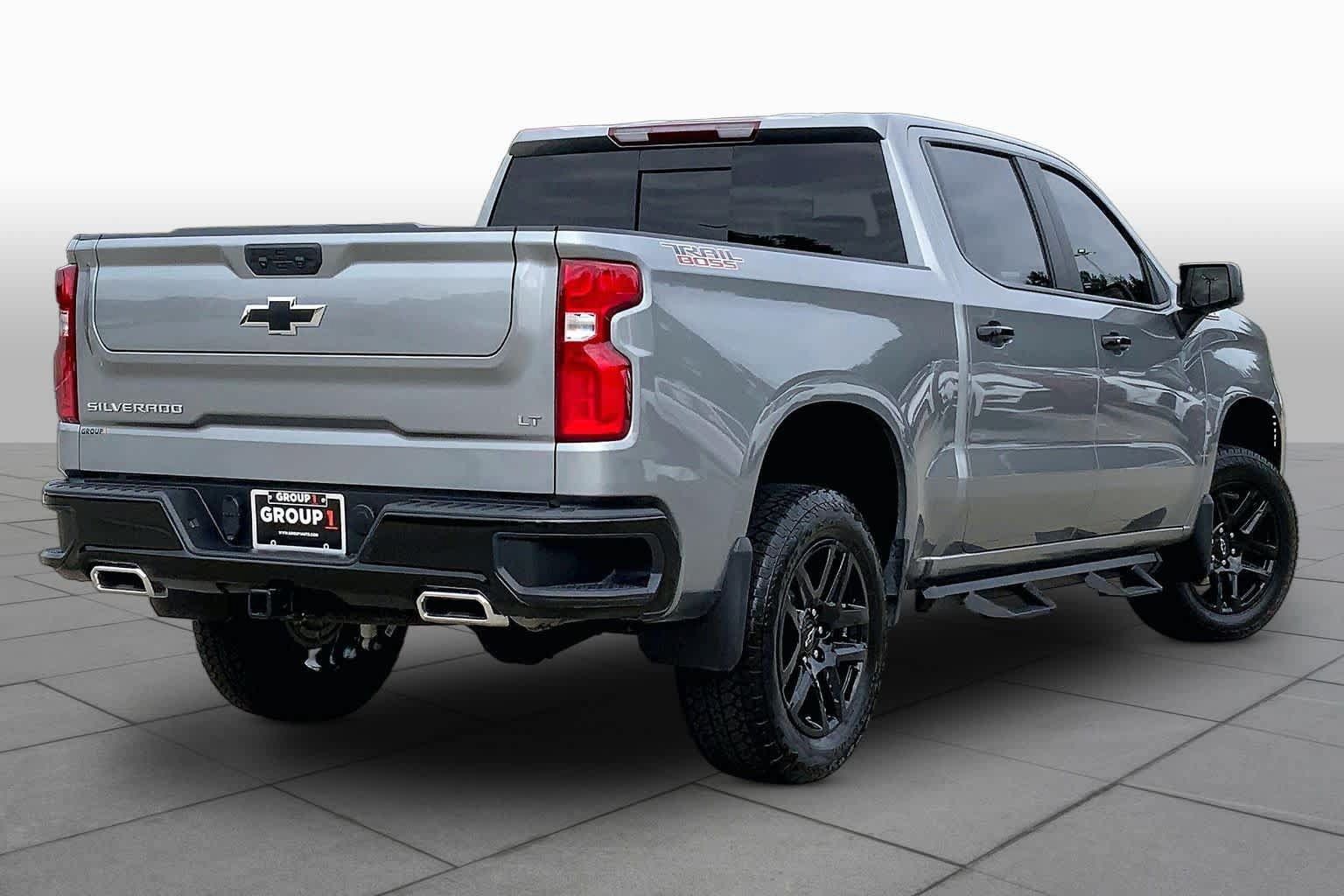 Used 2025 Chevrolet Silverado 1500 LT Trail Boss w/ Convenience Package II AWD/4WD image 25