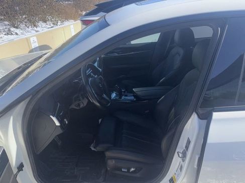 Used 2019 BMW 640i Gran Turismo xDrive 640 Gran Turismo i xDrive w/ Premium Package image 5