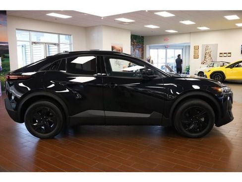 New 2026 Subaru Uncharted AWD image 30