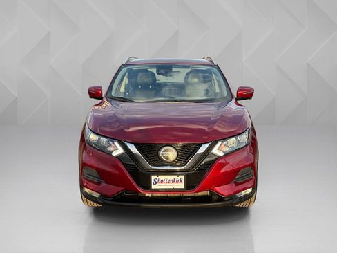 Used 2021 Nissan Rogue Sport SV w/ Technology Package FWD image 2
