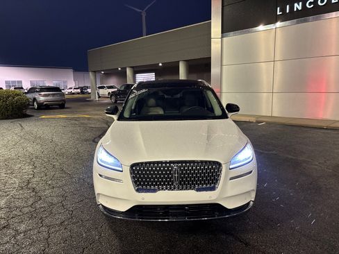 Certified 2022 Lincoln Corsair Reserve w/ Equipment Group 201A image 2