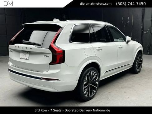 Used 2025 Volvo XC90 T8 Ultra w/ Protection Package Premier AWD/4WD image 6