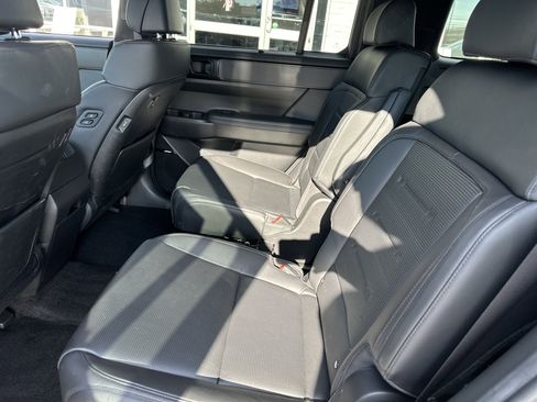 Used 2024 Hyundai Santa Fe Calligraphy image 12