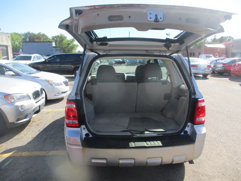 Used 2012 Ford Escape XLS image 7
