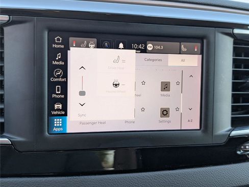 Used 2023 Chrysler Voyager LX FWD image 30