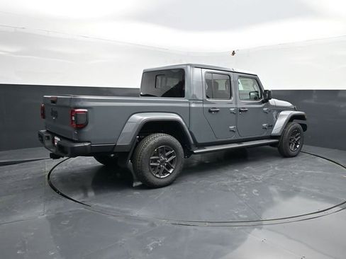 New 2026 Jeep Gladiator Sport image 9