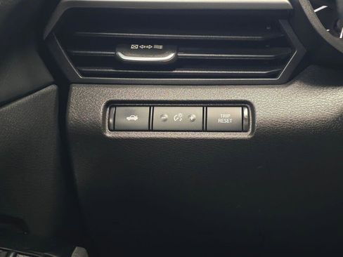 Used 2023 Nissan Altima 2.5 SV FWD image 28