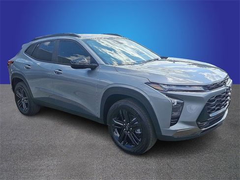 New 2026 Chevrolet Trax ACTIV image 2