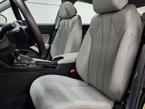 Certified 2025 Acura Integra image 14