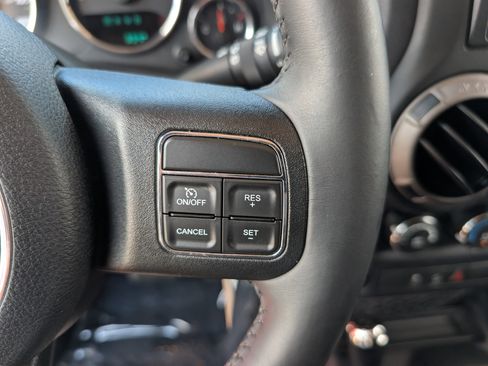 Used 2015 Jeep Wrangler Unlimited Sport w/ Quick Order Package 24S image 21