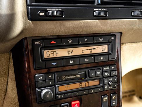 Used 1998 Mercedes-Benz SL 500 image 22