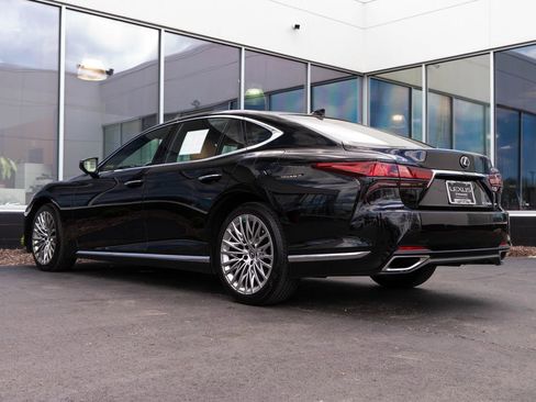 Used 2024 Lexus LS 500 AWD w/ Interior Upgrade Package image 7