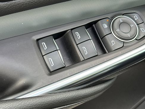 Used 2019 Cadillac XT4 Premium Luxury w/ Technology Package image 14