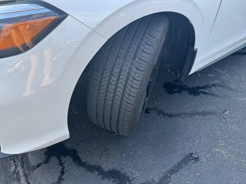 Certified 2025 Honda Civic Sport image 25