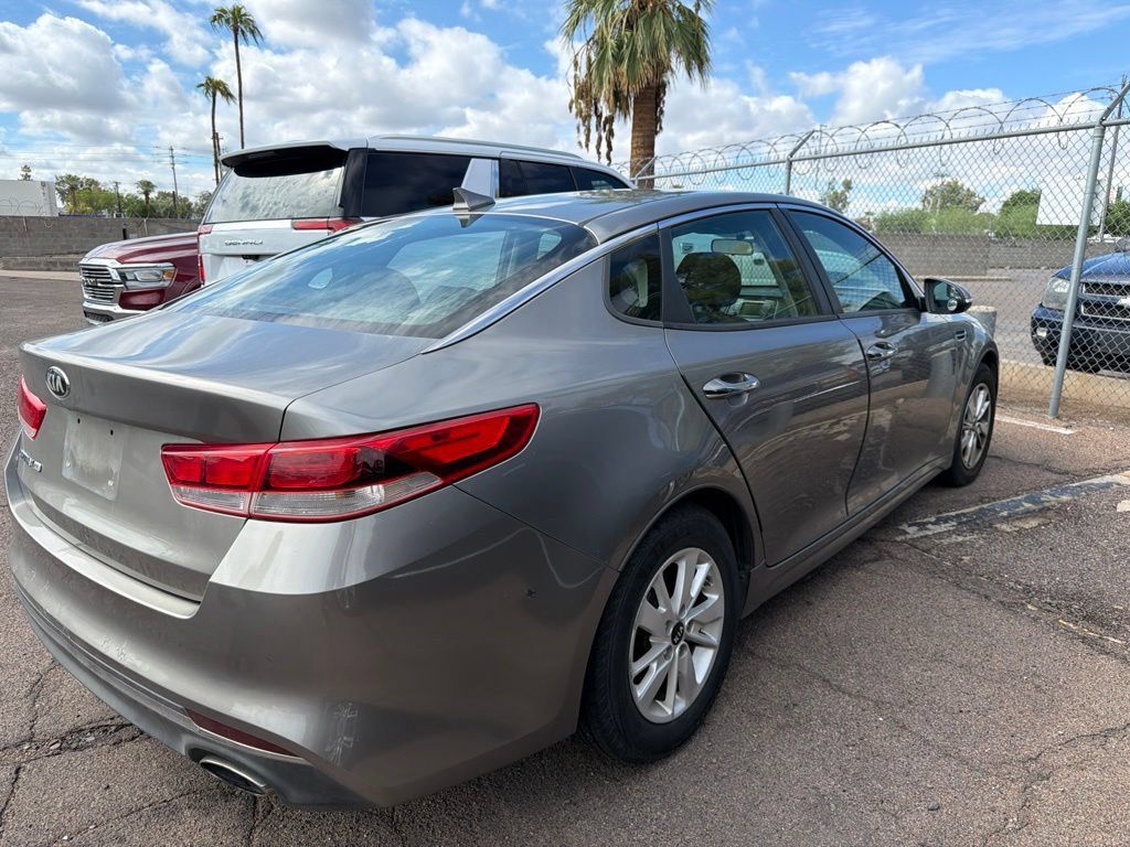 Used 2016 Kia Optima LX FWD image 4