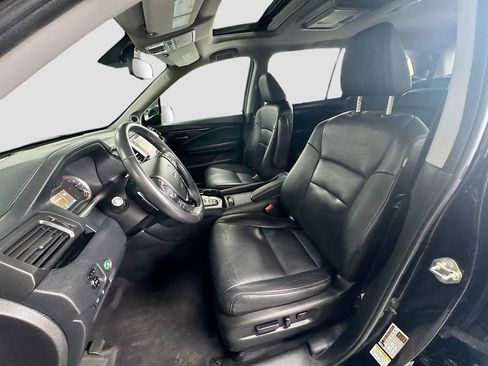 Used 2016 Honda Pilot Touring image 20