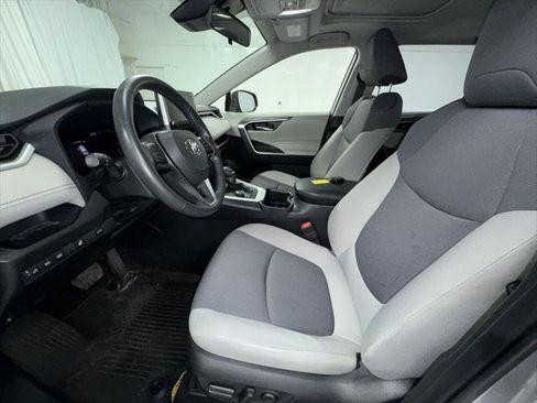 Certified 2023 Toyota RAV4 XLE w/ Convenience Package AWD/4WD image 3
