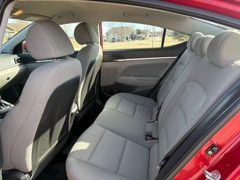 Used 2019 Hyundai Elantra SEL image 21