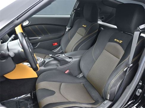 Used 2018 Nissan 370Z Coupe w/ Z34 Heritage Edition - Black image 6