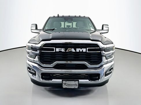 New 2026 RAM 2500 Tradesman AWD/4WD image 2