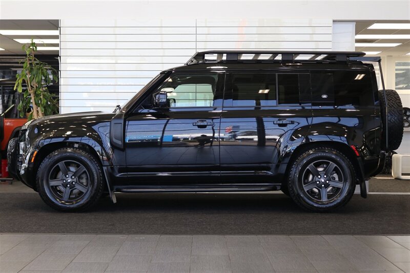 Used 2023 Land Rover Defender 110 S AWD/4WD image 4