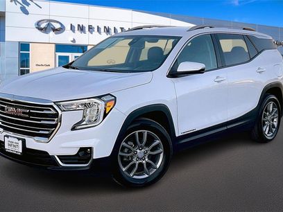 Used 2024 GMC Terrain SLT