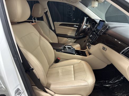 Used 2017 Mercedes-Benz GLE 350 4MATIC image 33