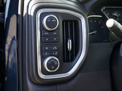 Used 2022 GMC Sierra 1500 Elevation w/ X31 Off-Road Package image 18