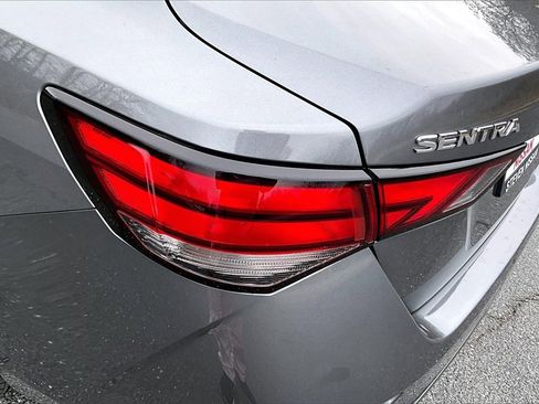 Used 2024 Nissan Sentra SV image 21