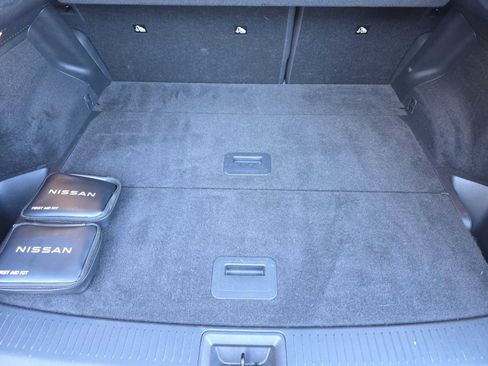 Used 2023 Nissan Ariya EMPOWER+ image 23