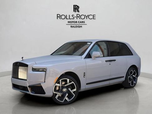 New 2026 Rolls-Royce Cullinan Black Badge AWD/4WD image 1