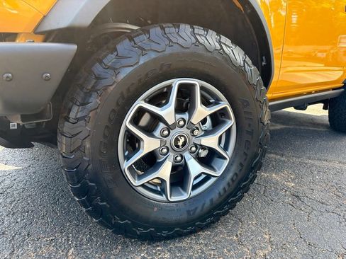 Used 2021 Ford Bronco Badlands AWD/4WD image 2