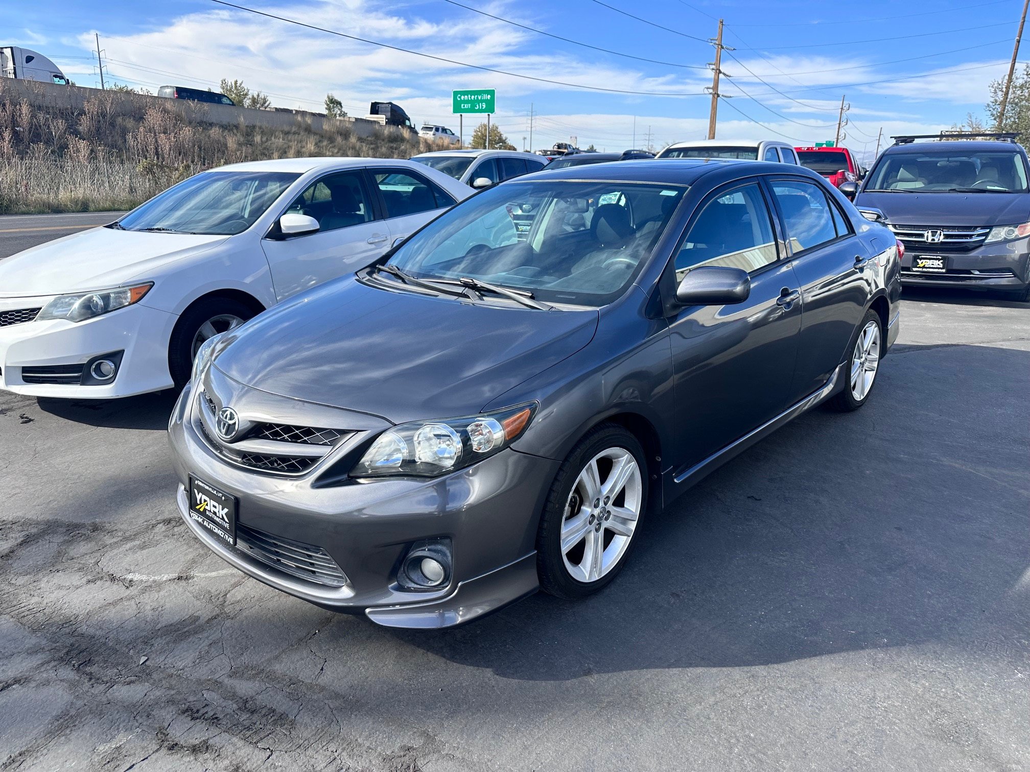 Used 2013 Toyota Corolla S w/ Premium Pkg FWD image 2