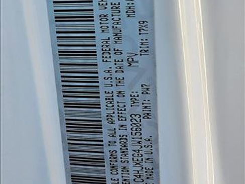 Used 2018 Jeep Wrangler Unlimited Sahara w/ Cold Weather Group image 24