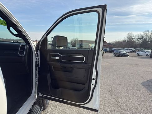 Used 2024 RAM 2500 Big Horn w/ Night Edition image 14