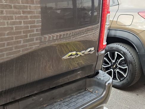 Used 2019 RAM 1500 Big Horn image 5