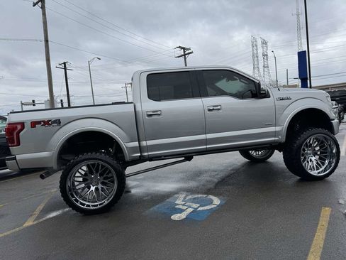 Used 2015 Ford F150 Platinum w/ Equipment Group 701A Luxury image 4
